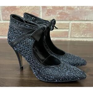 Bettye Muller Women's Black Blue Boucle Fabric Bow Zip Pumps Size 38.5 US 7.5